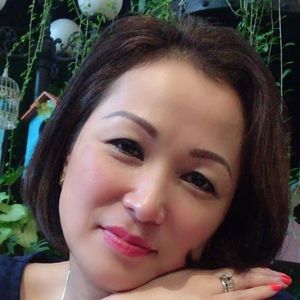 Meet your Posher, Dena